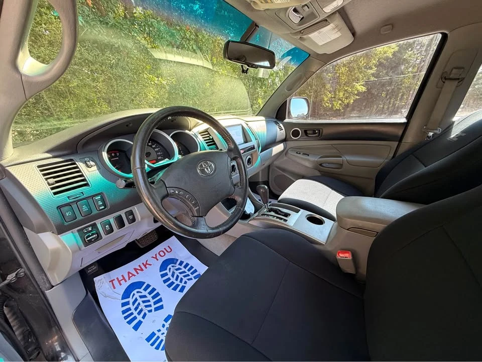 2010 Toyota 4Runner 5th Gen - Image 9 of 16