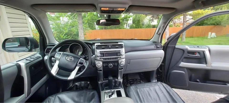 2010 Toyota 4Runner 5th Gen - Image 9 of 10