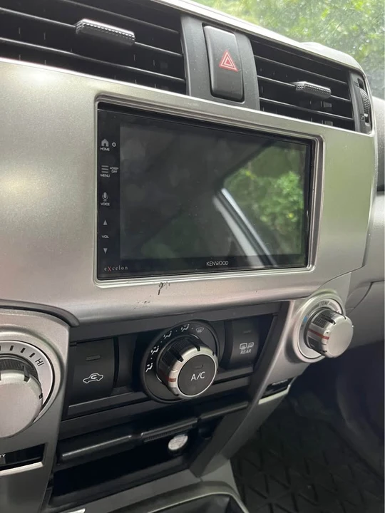 2010 Toyota 4Runner 5th Gen - Image 9 of 10