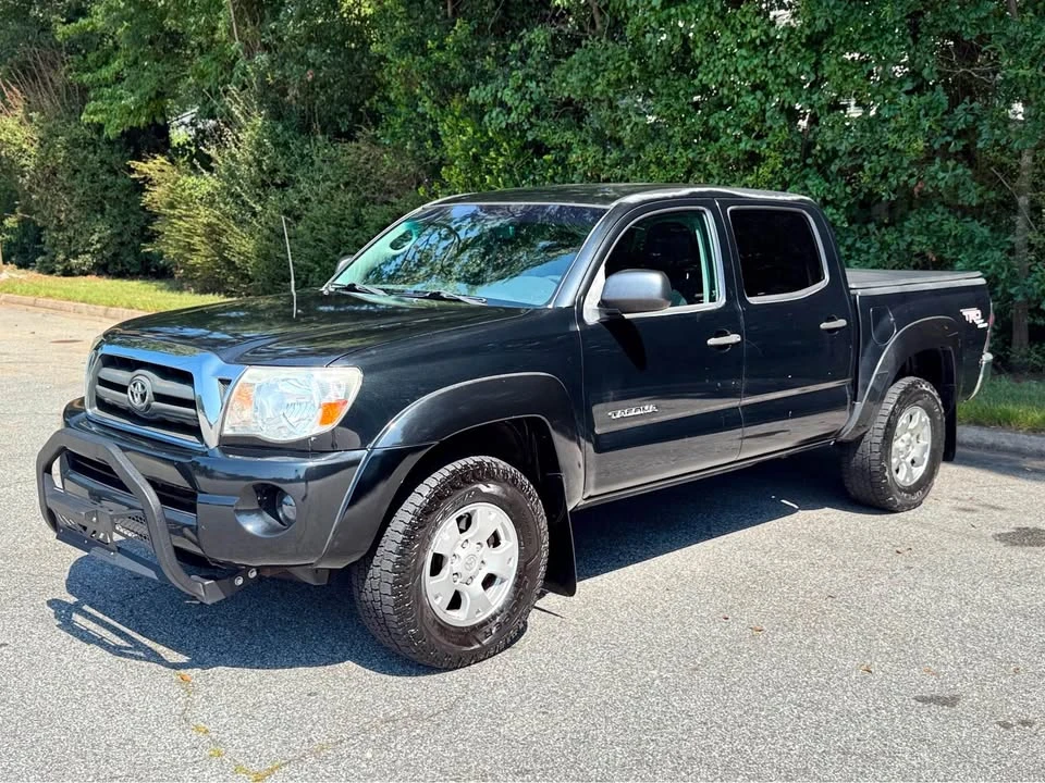 2010 Toyota 4Runner 5th Gen - Image 3 of 16