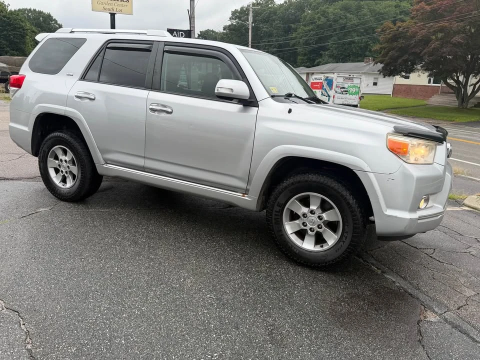 2010 Toyota 4Runner 5th Gen - Image 6 of 14