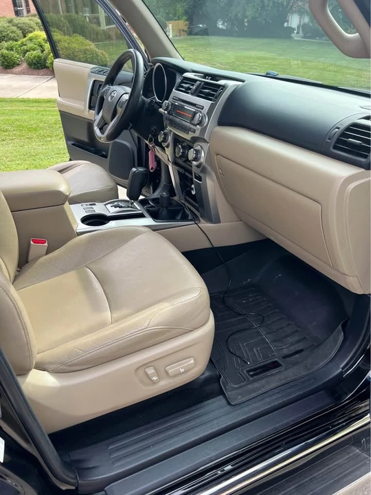2010 Toyota 4Runner 5th Gen - Image 10 of 11