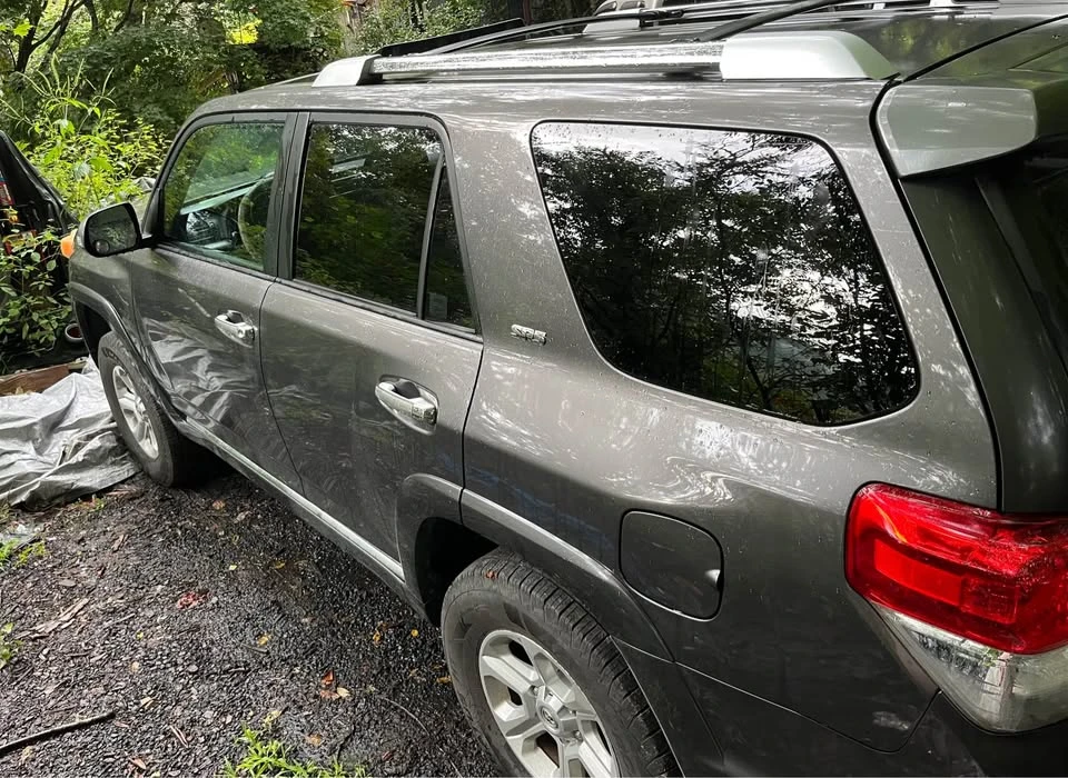 2010 Toyota 4Runner 5th Gen - Image 3 of 10