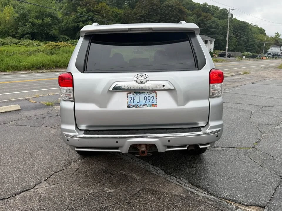 2010 Toyota 4Runner 5th Gen - Image 4 of 14