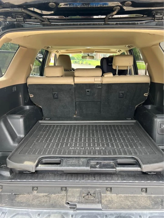 2010 Toyota 4Runner 5th Gen - Image 9 of 11