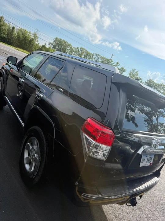2010 Toyota 4Runner 5th Gen - Image 5 of 10