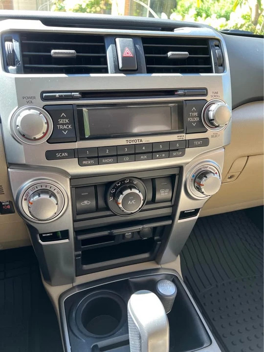 2010 Toyota 4Runner 5th Gen - Image 17 of 18