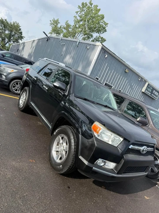 2010 Toyota 4Runner 5th Gen - Image 3 of 10