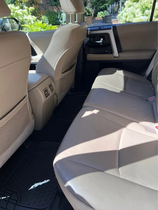 2010 Toyota 4Runner 5th Gen - Image 14 of 18