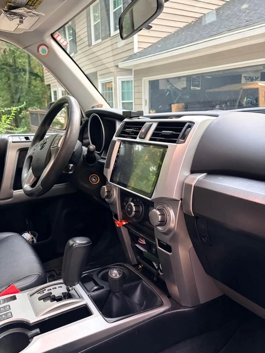 2010 Toyota 4Runner 5th Gen - Image 10 of 18