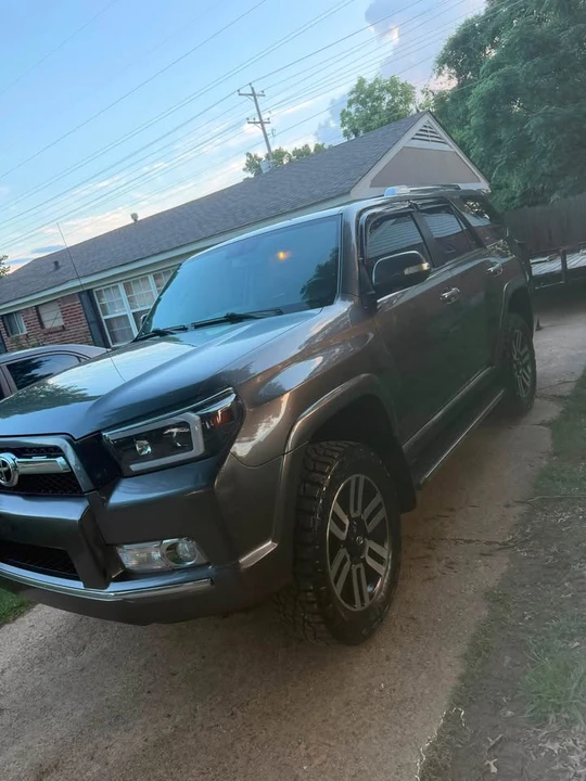 2010 Toyota 4Runner 5th Gen - Image 2 of 2