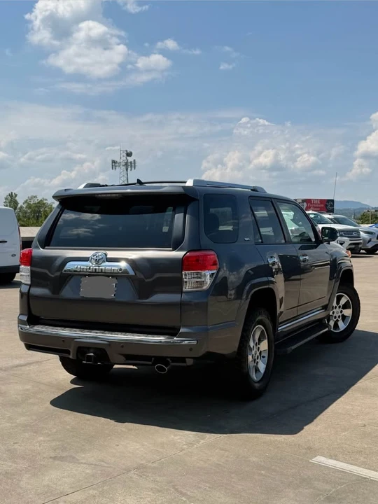 2010 Toyota 4Runner 5th Gen - Image 2 of 7