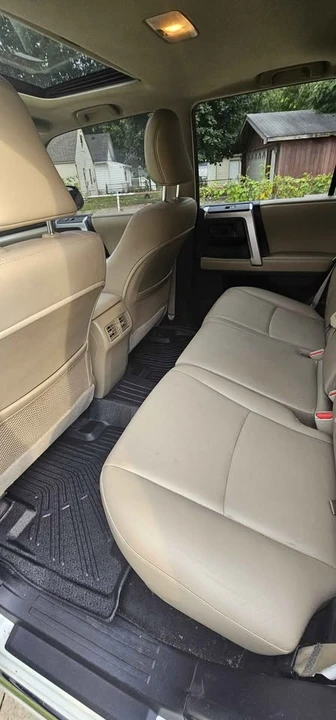 2010 Toyota 4Runner 5th Gen - Image 14 of 15