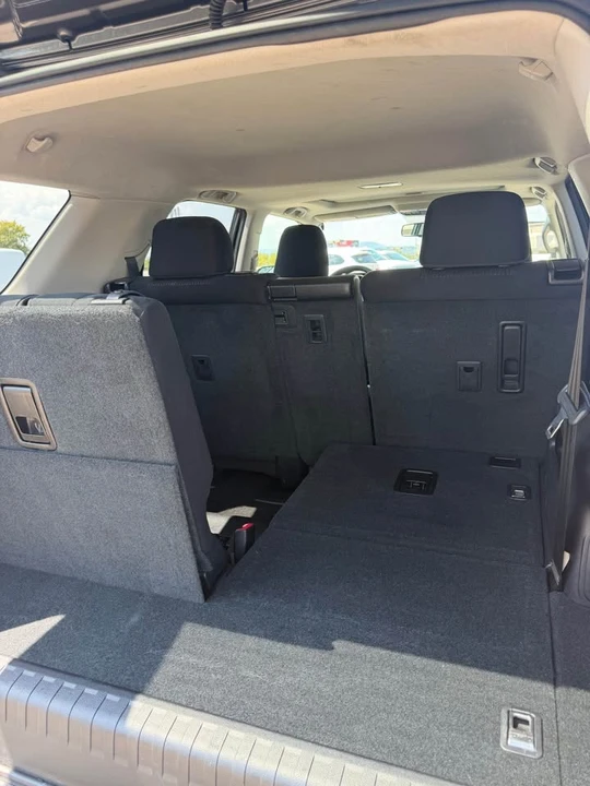2010 Toyota 4Runner 5th Gen - Image 5 of 7