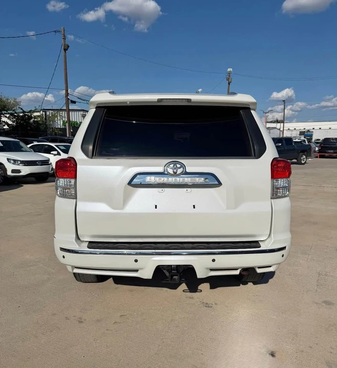 2010 Toyota 4Runner 5th Gen - Image 5 of 6