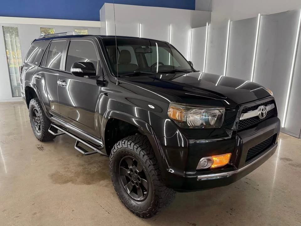 2010 Toyota 4Runner 5th Gen - Image 3 of 19