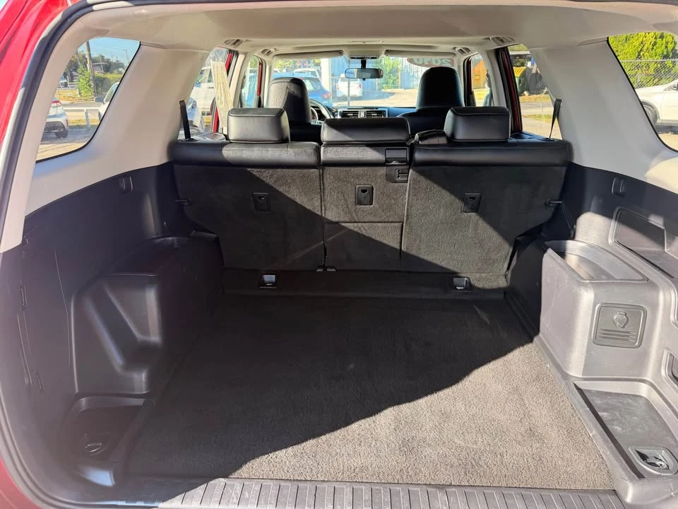 2010 Toyota 4Runner 5th Gen - Image 7 of 9
