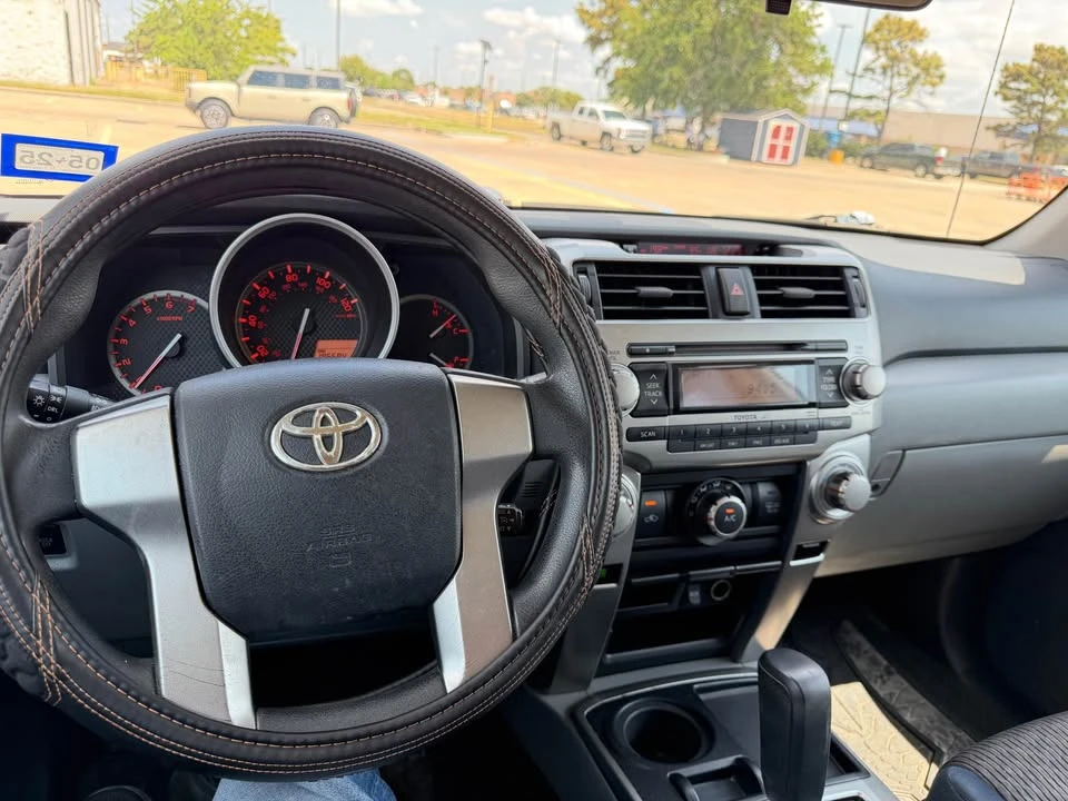 2010 Toyota 4Runner 5th Gen - Image 10 of 10
