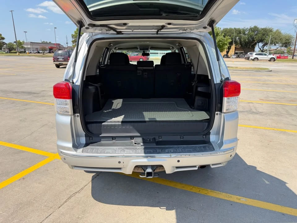 2010 Toyota 4Runner 5th Gen - Image 8 of 10