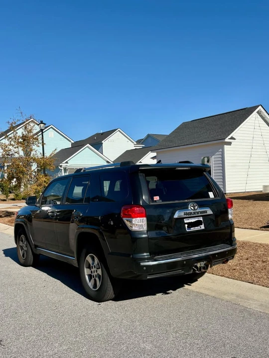 2010 Toyota 4Runner 5th Gen - Image 2 of 16