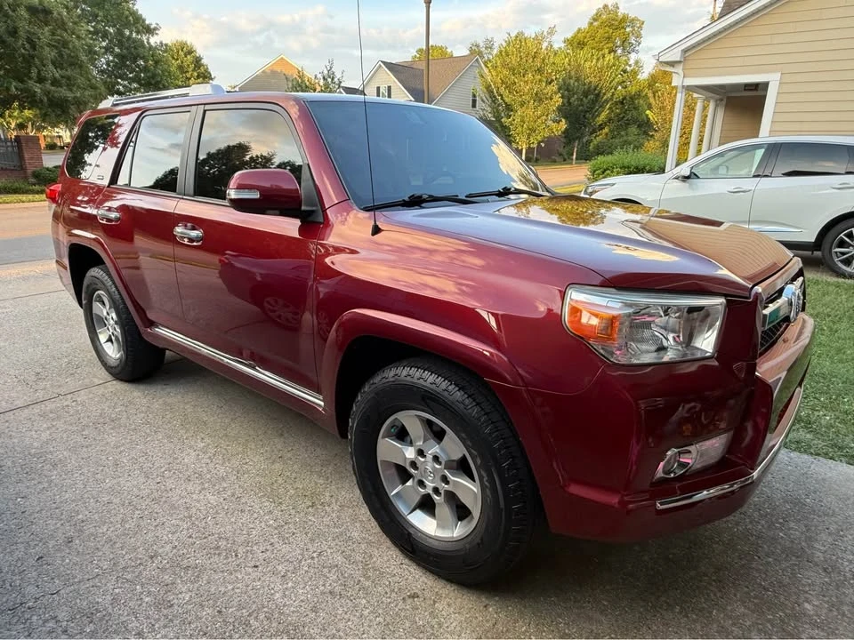 2010 Toyota 4Runner 5th Gen - Image 2 of 16