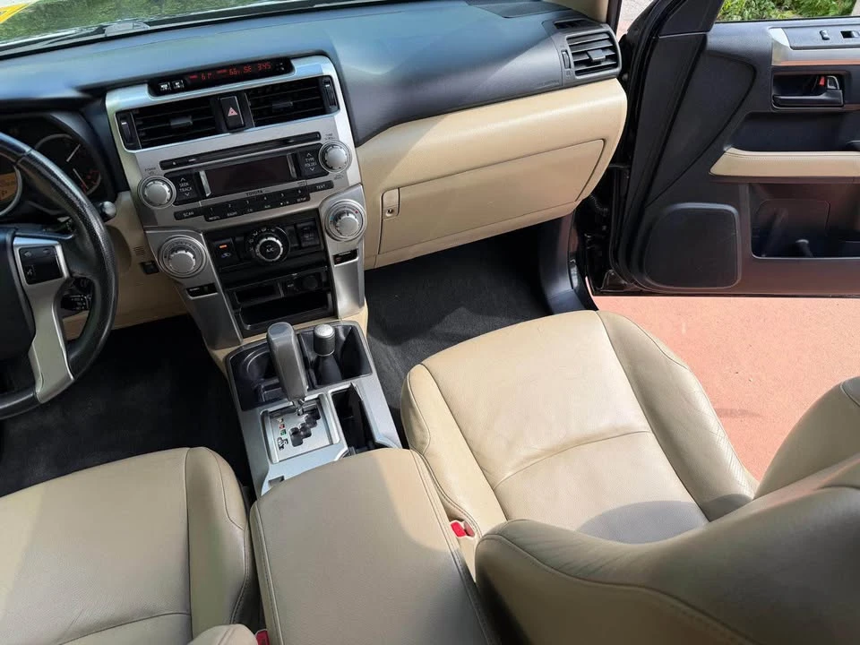 2010 Toyota 4Runner 5th Gen - Image 17 of 20