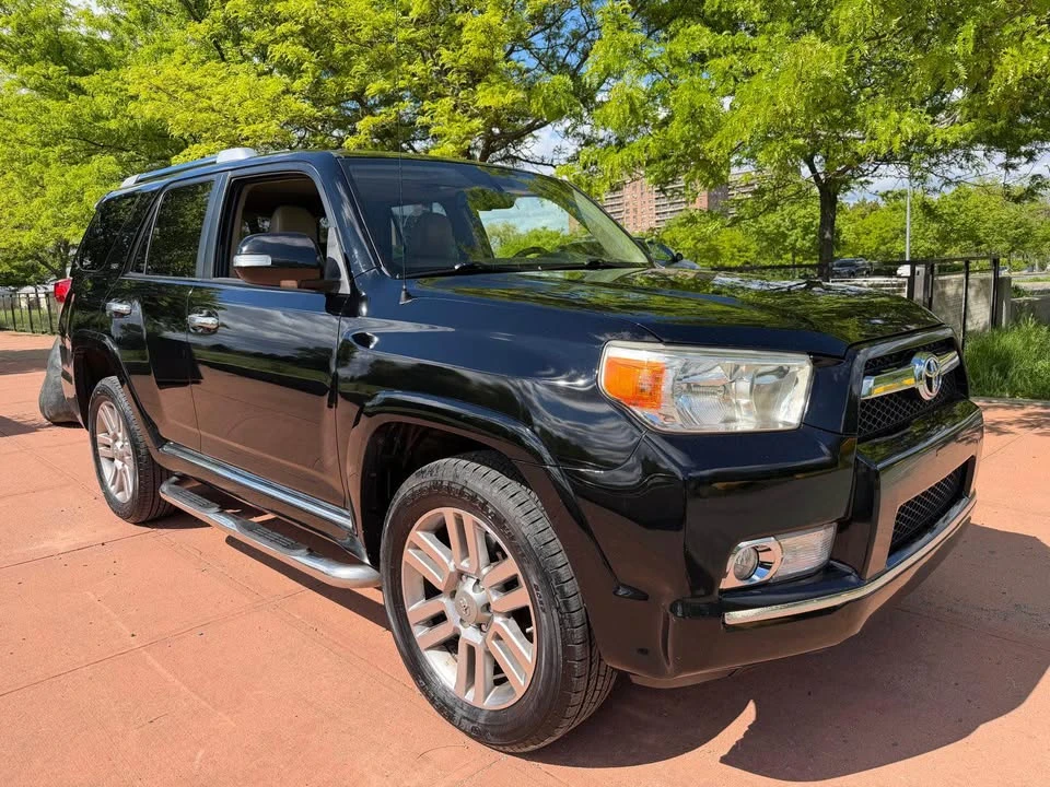 2010 Toyota 4Runner 5th Gen - Image 3 of 20