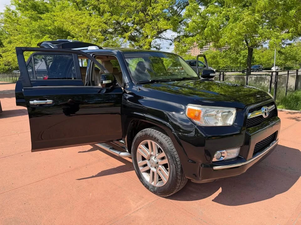 2010 Toyota 4Runner 5th Gen - Image 10 of 20