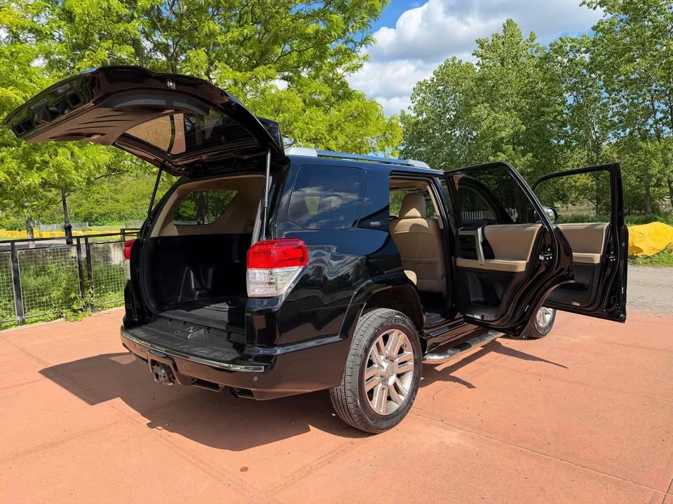 2010 Toyota 4Runner 5th Gen - Image 11 of 20