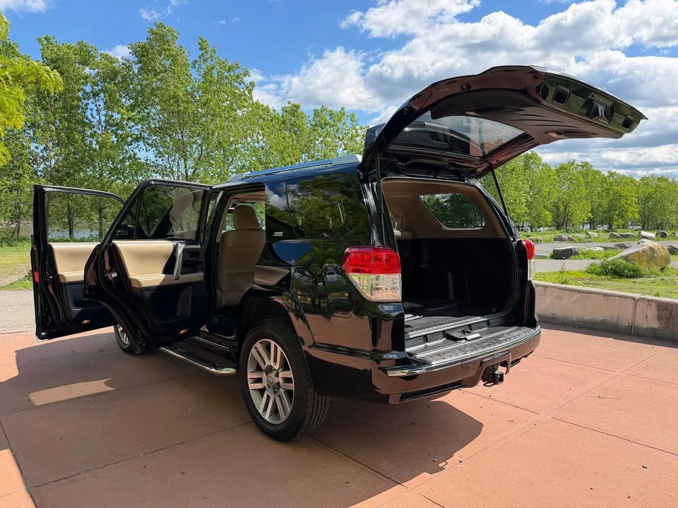 2010 Toyota 4Runner 5th Gen - Image 12 of 20