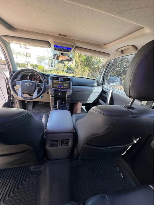 2010 Toyota 4Runner - Image 7 of 13