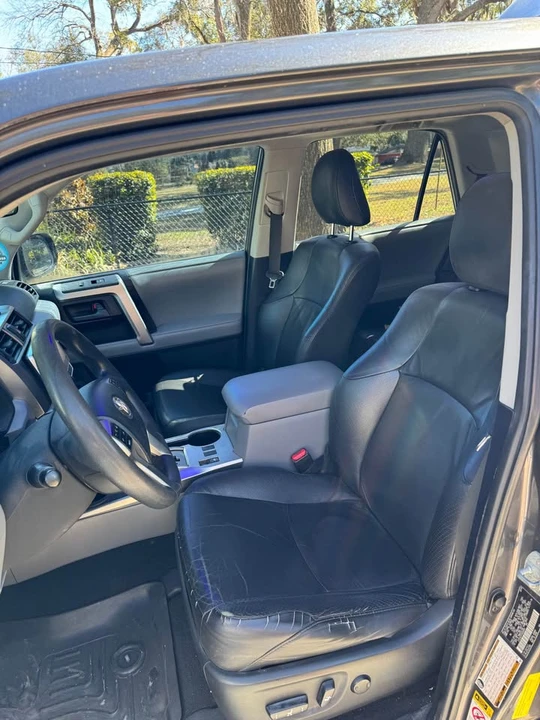 2010 Toyota 4Runner - Image 12 of 13