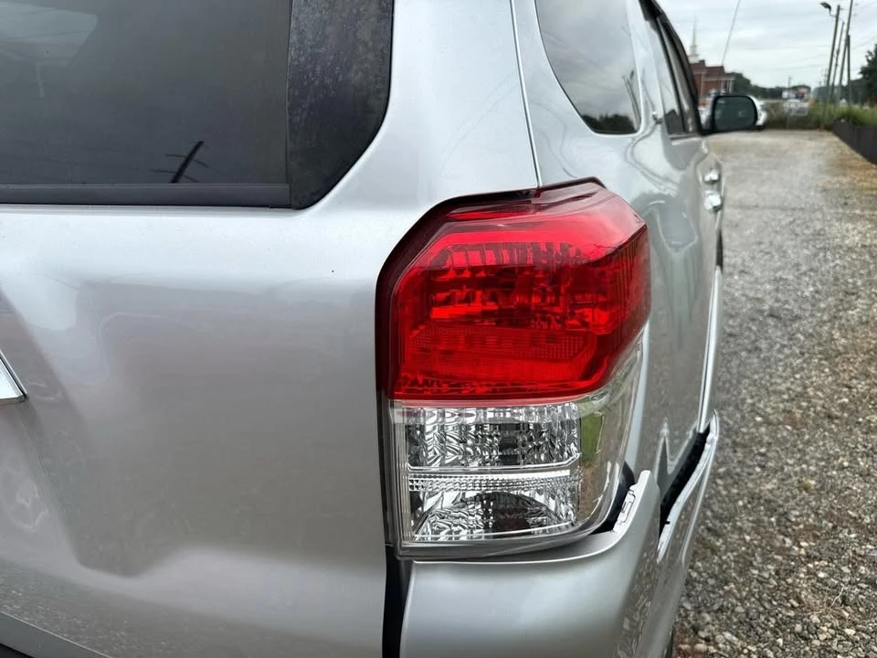 2010 Toyota 4Runner 5th Gen - Image 16 of 20