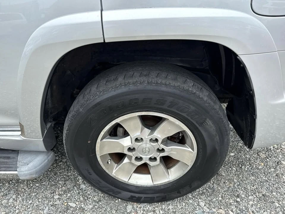 2010 Toyota 4Runner 5th Gen - Image 11 of 20