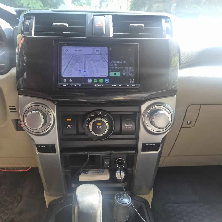 2010 Toyota 4Runner 5th Gen - Image 8 of 12