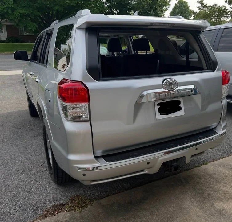 2010 Toyota 4Runner 5th Gen - Image 2 of 2