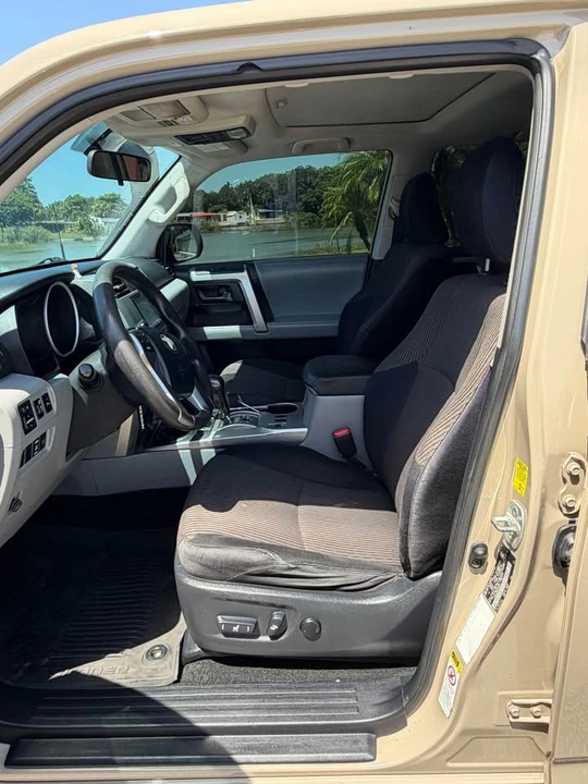 2010 Toyota 4Runner 5th Gen - Image 7 of 9