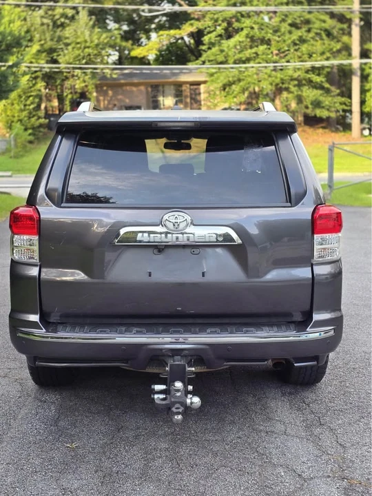 2010 Toyota 4Runner 5th Gen - Image 6 of 10