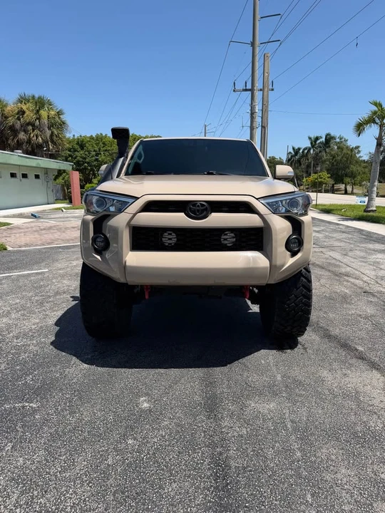 2010 Toyota 4Runner 5th Gen - Image 2 of 9