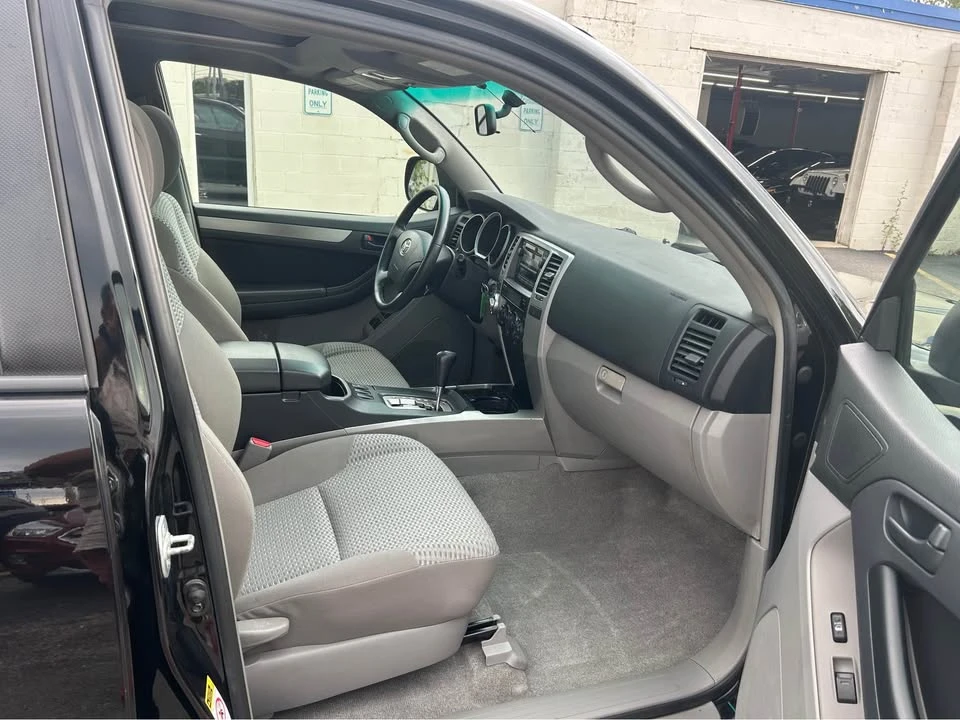 2010 Toyota 4Runner 5th Gen - Image 15 of 20