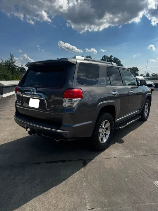 2010 Toyota 4Runner 5th Gen - Image 4 of 17