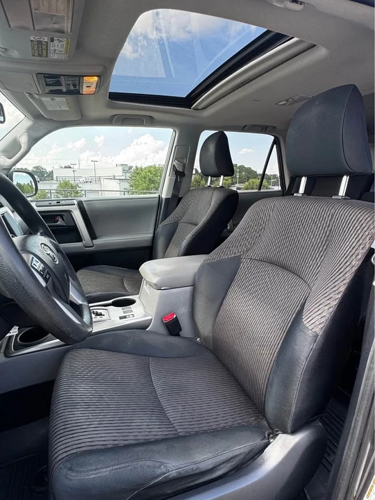 2010 Toyota 4Runner 5th Gen - Image 6 of 17