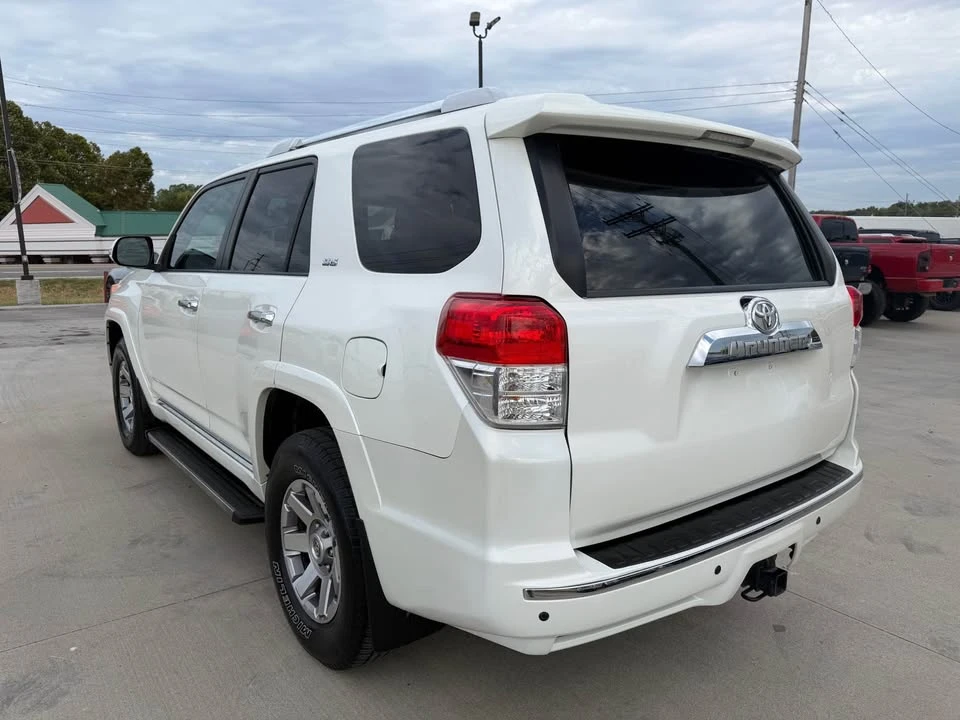 2010 Toyota 4Runner 5th Gen - Image 4 of 7