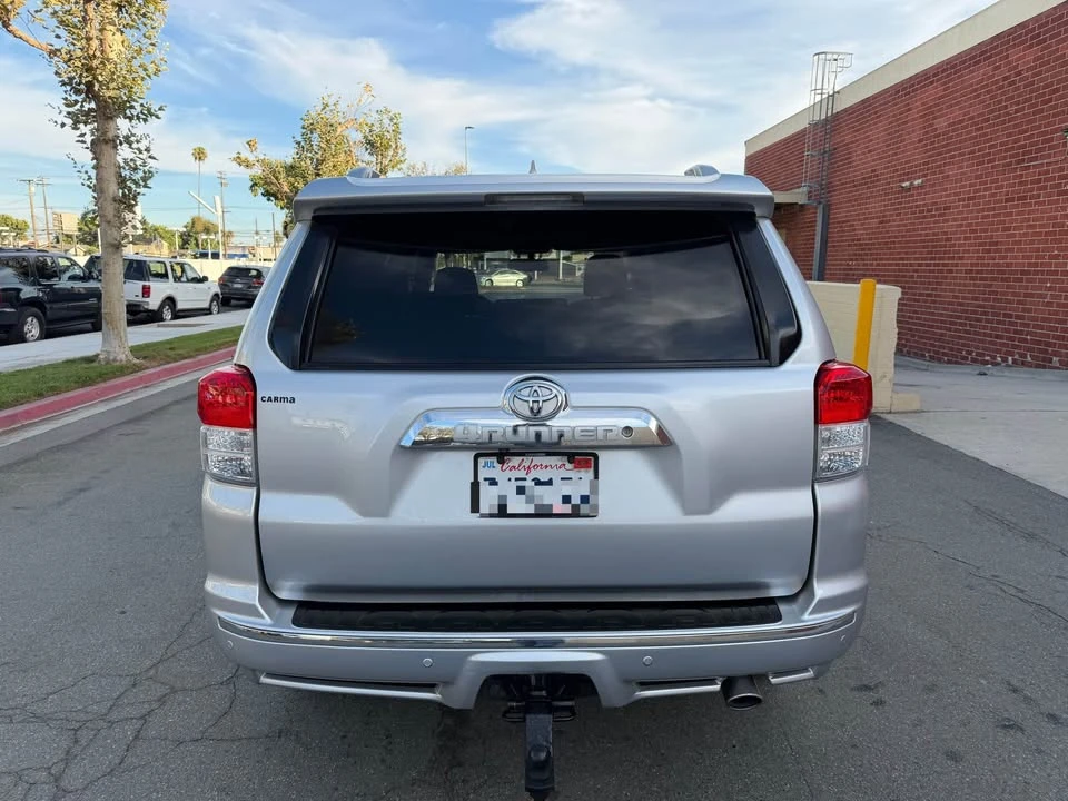 2010 Toyota 4Runner 5th Gen - Image 6 of 12