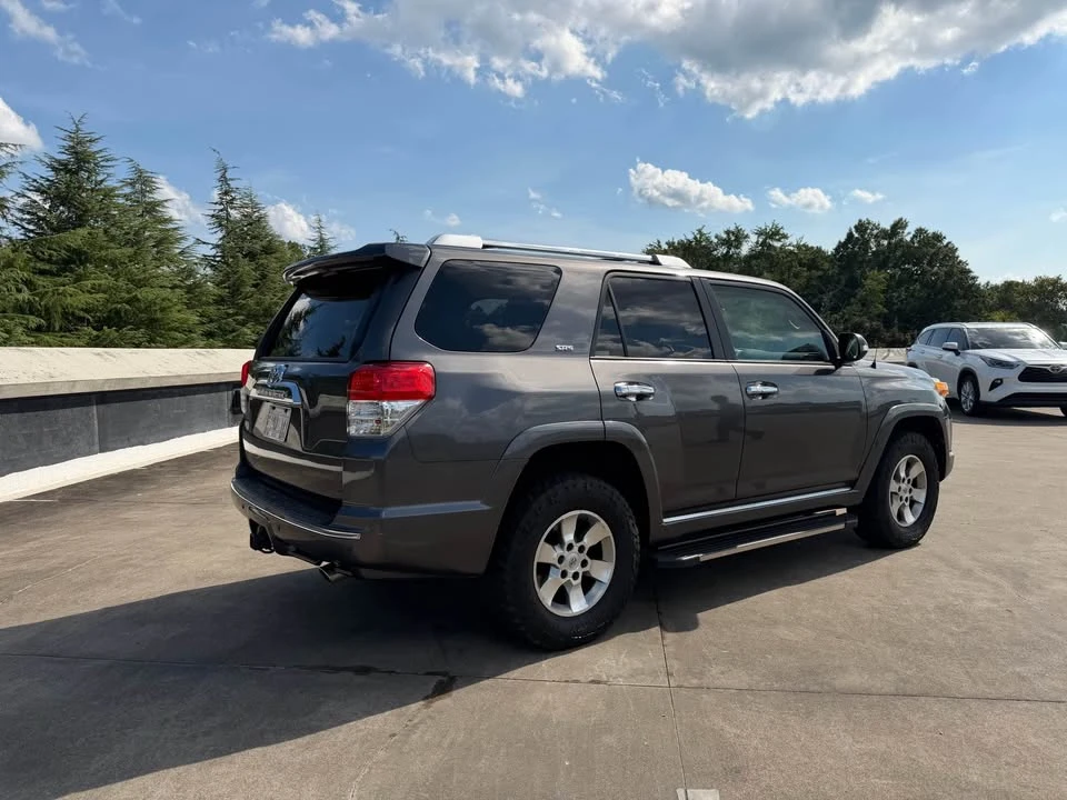 2010 Toyota 4Runner 5th Gen - Image 8 of 9