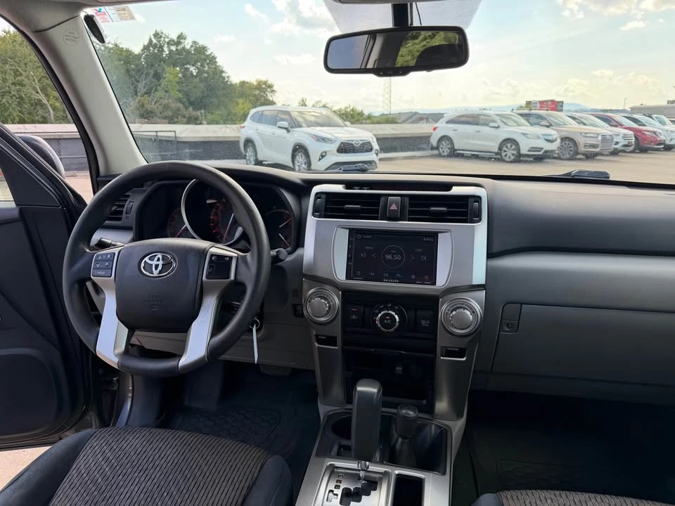 2010 Toyota 4Runner 5th Gen - Image 3 of 9