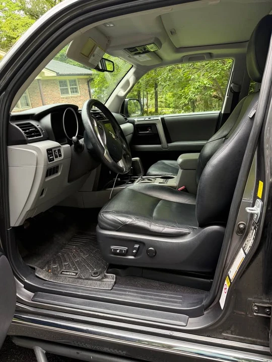 2010 Toyota 4Runner 5th Gen - Image 7 of 13