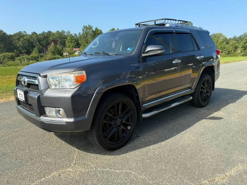 2010 Toyota 4Runner 5th Gen - Image 2 of 16