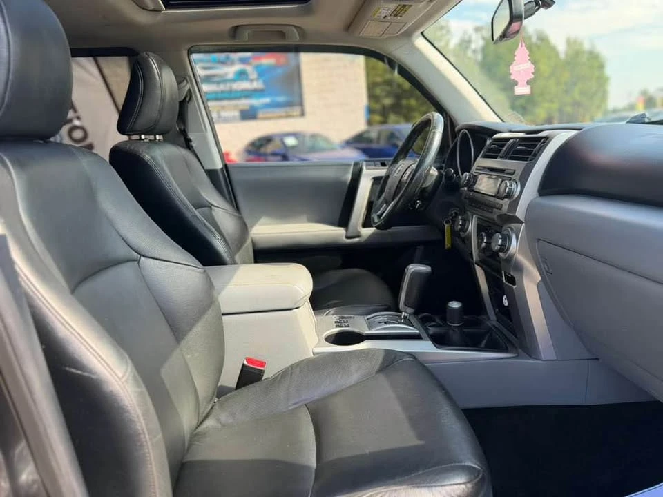2010 Toyota 4Runner 5th Gen - Image 10 of 16