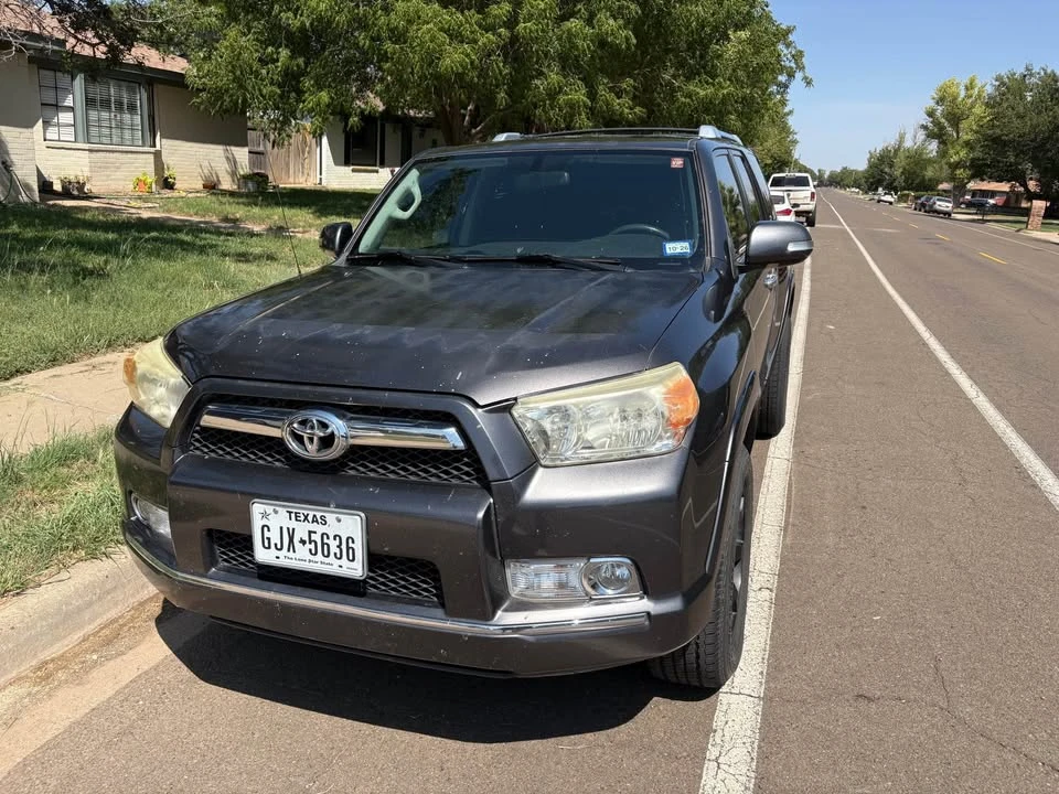 2010 Toyota 4Runner 5th Gen - Image 3 of 8